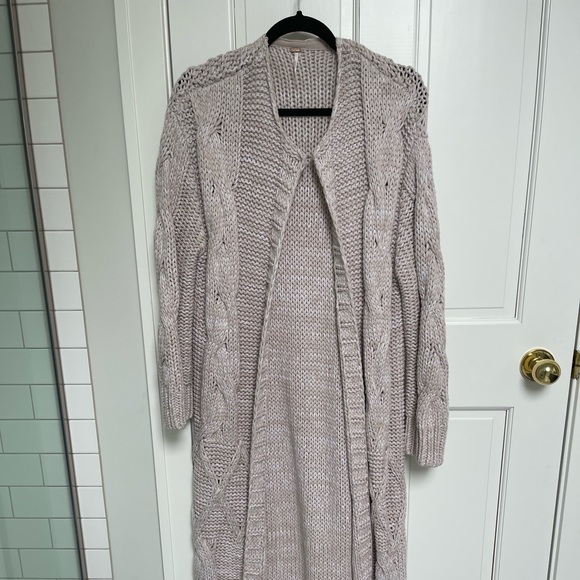 Free People chunky knit long cardi, size XS, warm gray/taupe colour - Picture 3 of 6